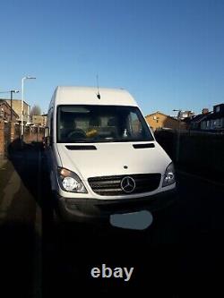 Mercedes sprinter W906 front end