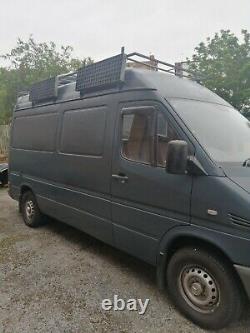 Campervan Hors Réseau Motorhome Ex Support Vehicle Week-end Getaw